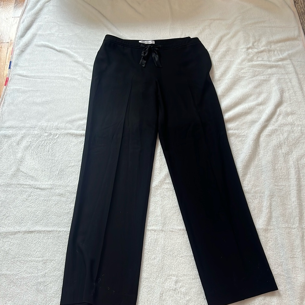 Black MaxMara size 10 pants
